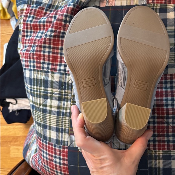 Toms Light Gray Ankle Booties - Picture 3 of 5